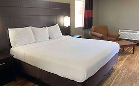 Days Inn By Wyndham Tupelo